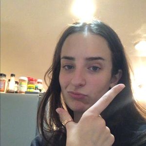 Meet your Posher, Meaghan